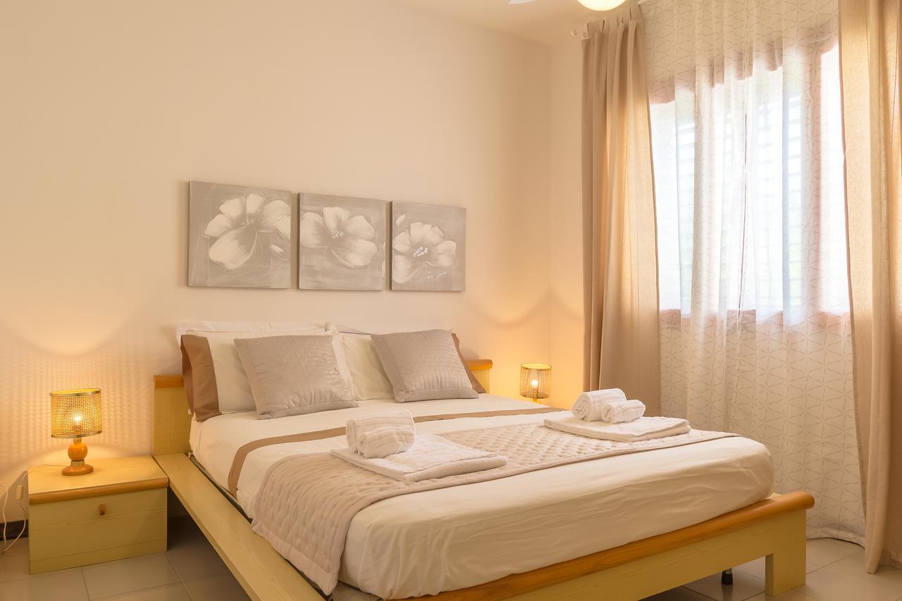 Blue Wood Apartment Letojanni Bagian luar foto